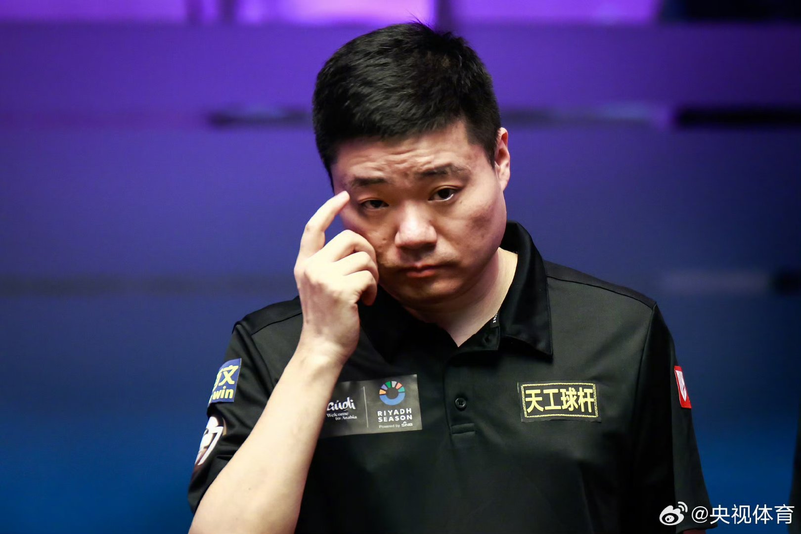 关于球员突然失利嘲笑声不绝于耳的信息